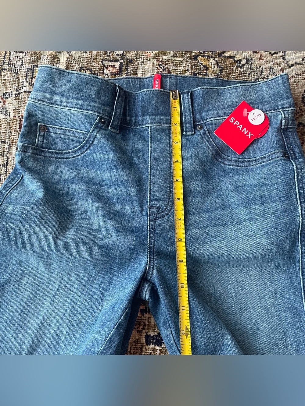 SPANX Denim Cropped Kick Flare Jeans Pull On Stretch Womens Small Petite S P SP - Picture 4 of 8